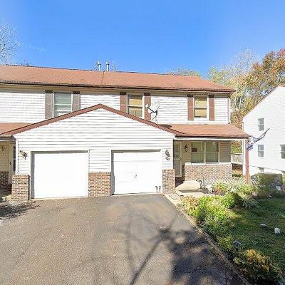 26 Bowling Green Ave #4, Morrisville, PA 19067