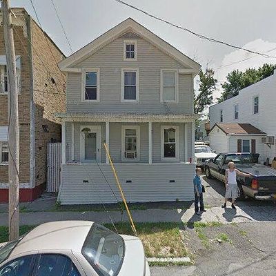 26 Chestnut St, Cohoes, NY 12047