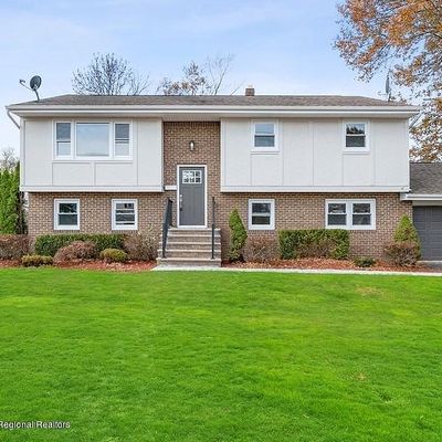 26 Lynn Blvd, Hazlet, NJ 07730