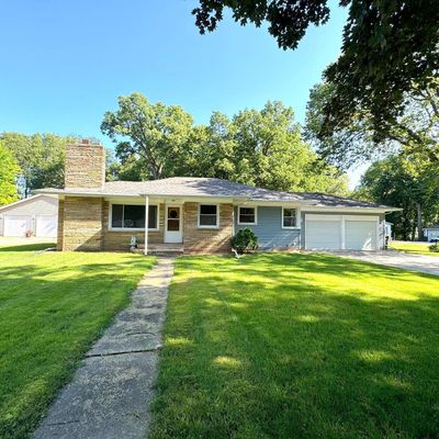 221 Woodlawn Ave, Lake Lillian, MN 56253