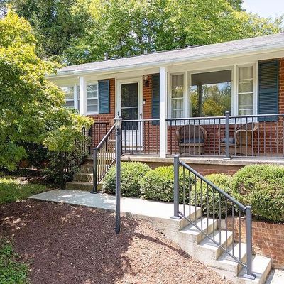 2213 Banbury St, Charlottesville, VA 22901