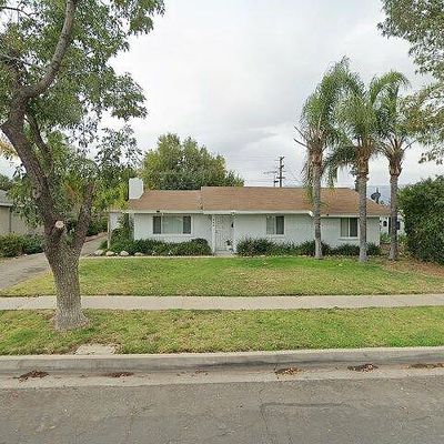 222 W Hacienda Dr, Corona, CA 92882