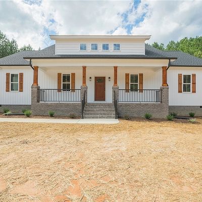 22310 Butterwood Road, North Dinwiddie, VA 23803