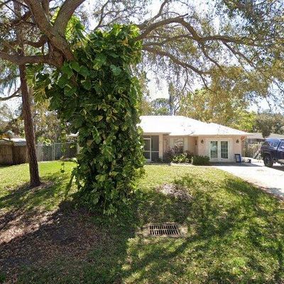 225 Oberlin Rd, Venice, FL 34293