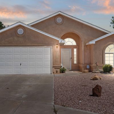 2276 Stallion St Sw, Los Lunas, NM 87031