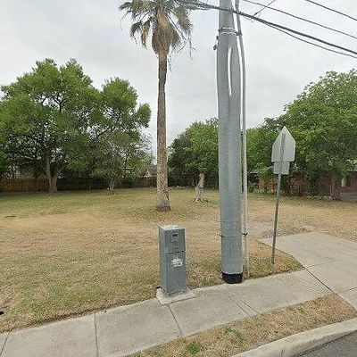 2322 E Houston St, San Antonio, TX 78202