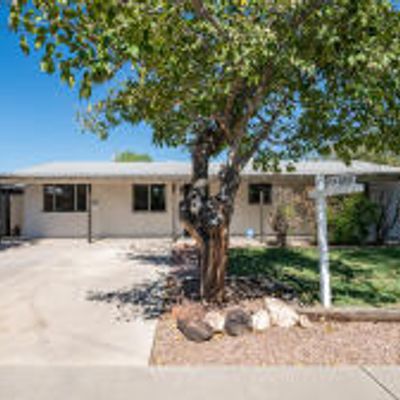 2834 E Nisbet Rd, Phoenix, AZ 85032