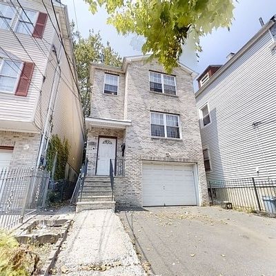 289 S 6 Th St, Newark, NJ 07103