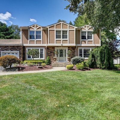 29 Longstreet Rd, Manalapan, NJ 07726