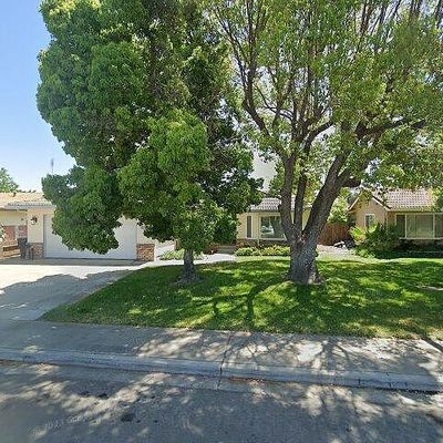 2900 Salluce Dr, Denair, CA 95316