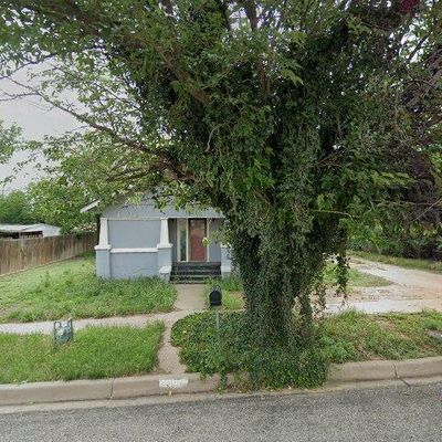 2904 Avenue W, Snyder, TX 79549