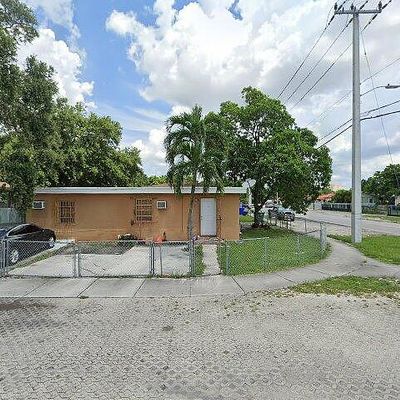 2905 Nw 14 Th St, Miami, FL 33125