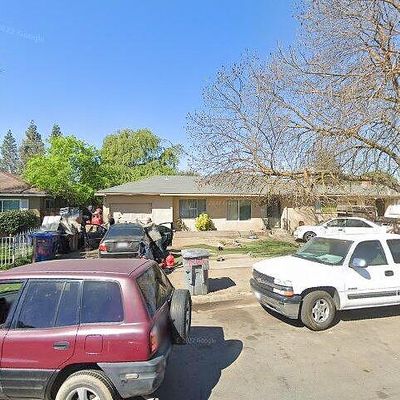 2925 N 2 Nd St, Fresno, CA 93703