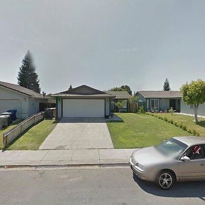 2973 Hampshire Ct, Merced, CA 95340