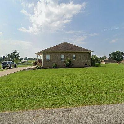 3 Weatherby Dr, Fayetteville, TN 37334