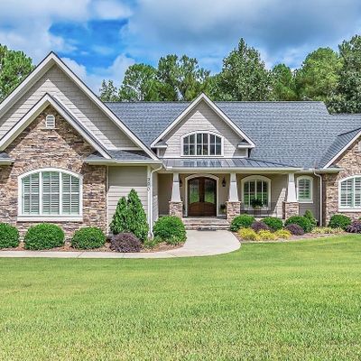 300 Shorewinds Ct, Seneca, SC 29672