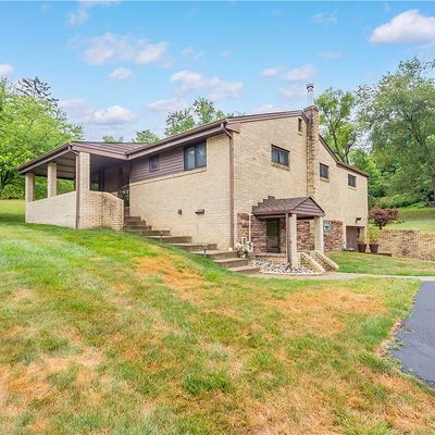 3016 Sebolt Rd, South Park, PA 15129