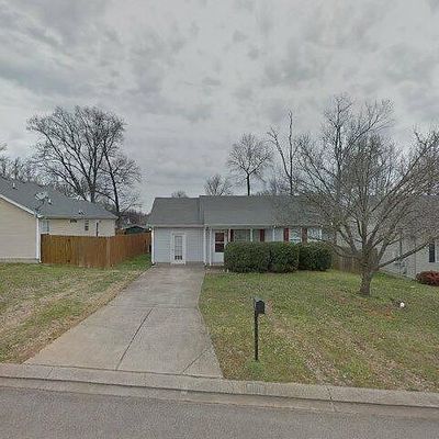 302 Cedar Park Cir, La Vergne, TN 37086