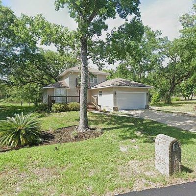 3025 Magnolia Ln, Ocean Springs, MS 39564