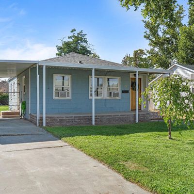 303 Rossell Ave, Richland, WA 99352