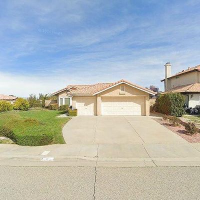 3031 Coyote Rd, Palmdale, CA 93550