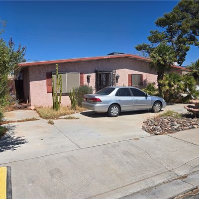 3037 Holly Hill Ave, Las Vegas, NV 89104