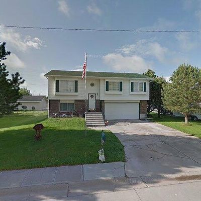 309 E 20 Th St, Cozad, NE 69130