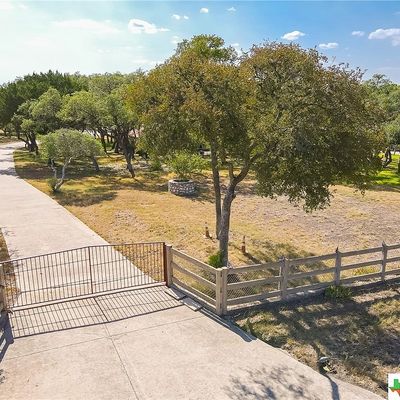 309 N Rolling Oaks Ln, San Antonio, TX 78253