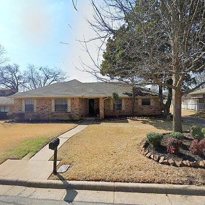 2622 Collard Rd, Arlington, TX 76017