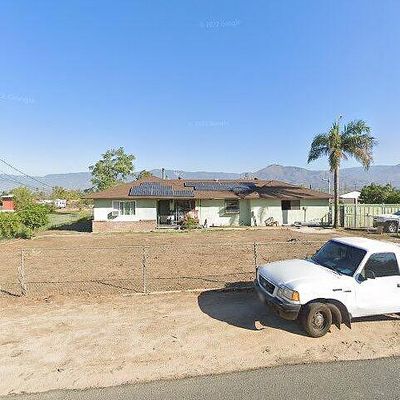 26398 Cypress St, Highland, CA 92346