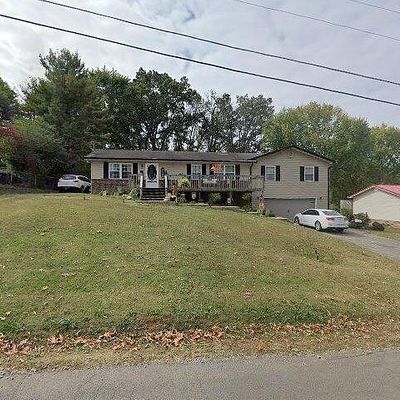 2672 Randall Rd, Strawberry Plains, TN 37871