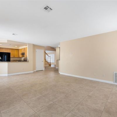 2709 Shady Pond Way, Las Vegas, NV 89117