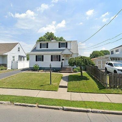 280 Saint James Ave, Woodbridge, NJ 07095