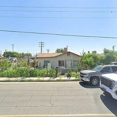 332 Albany St, Delano, CA 93215