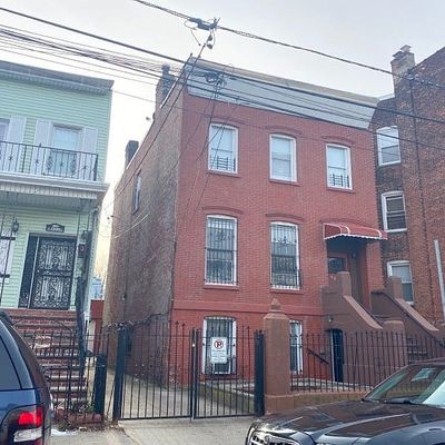 333 Forrest St, Jersey City, NJ 07304