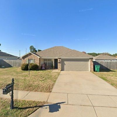 3334 Alliance Dr, Springdale, AR 72764