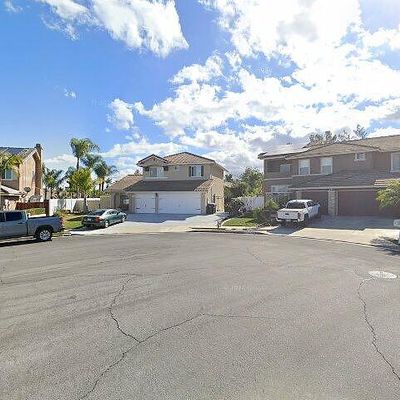 3343 Heatherbrook Cir, Corona, CA 92881