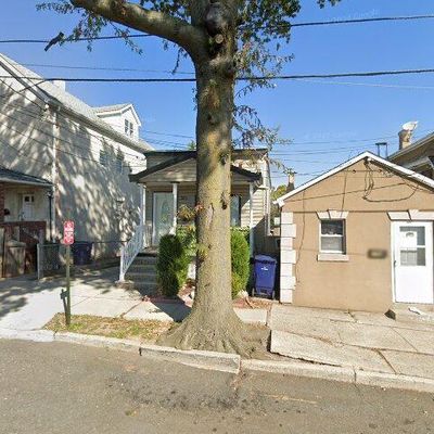 336 Lawrence St, Perth Amboy, NJ 08861