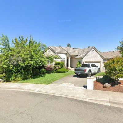 3395 Augusta Ct, Medford, OR 97504