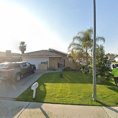 3401 S Half Moon Dr, Bakersfield, CA 93309