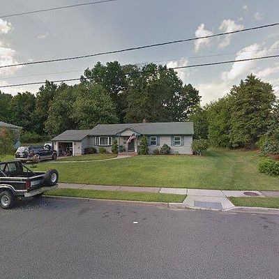 35 Carlisle Rd, Wayne, NJ 07470