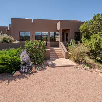 36 Camino Costadino, Santa Fe, NM 87508