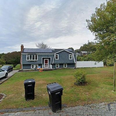 36 Hilltop Ave, Plymouth, MA 02360