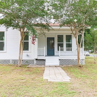 311 W Huntington St, Beeville, TX 78102