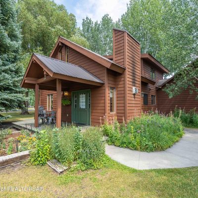 3120 W King Eider Rd, Jackson, WY 83001