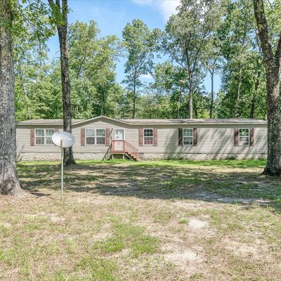 3126 Cumberland Lakes Dr, Monterey, TN 38574