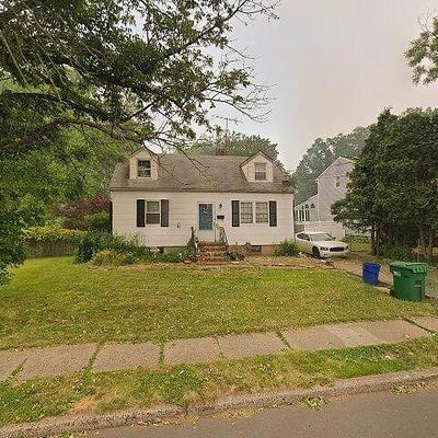 314 Madison Hill Rd, Clark, NJ 07066