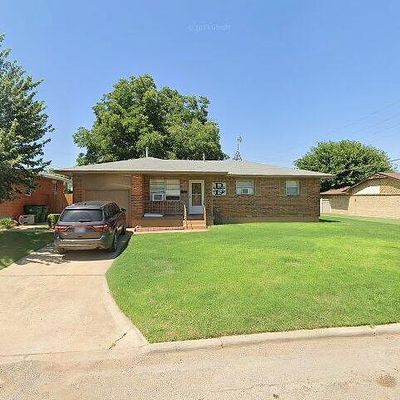 319 Gary St, Mangum, OK 73554