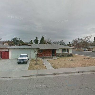 320 Byron Ct, Lemoore, CA 93245