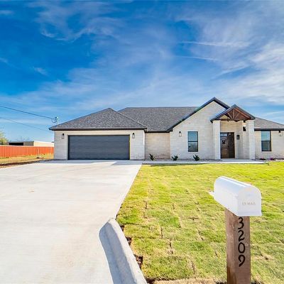 3209 Cactus Cv, Breckenridge, TX 76424